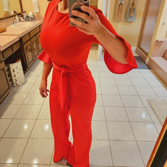 Womens Medium red half sleeve red Belted one piece pant jumpsuit with belt - Picture 3 of 12